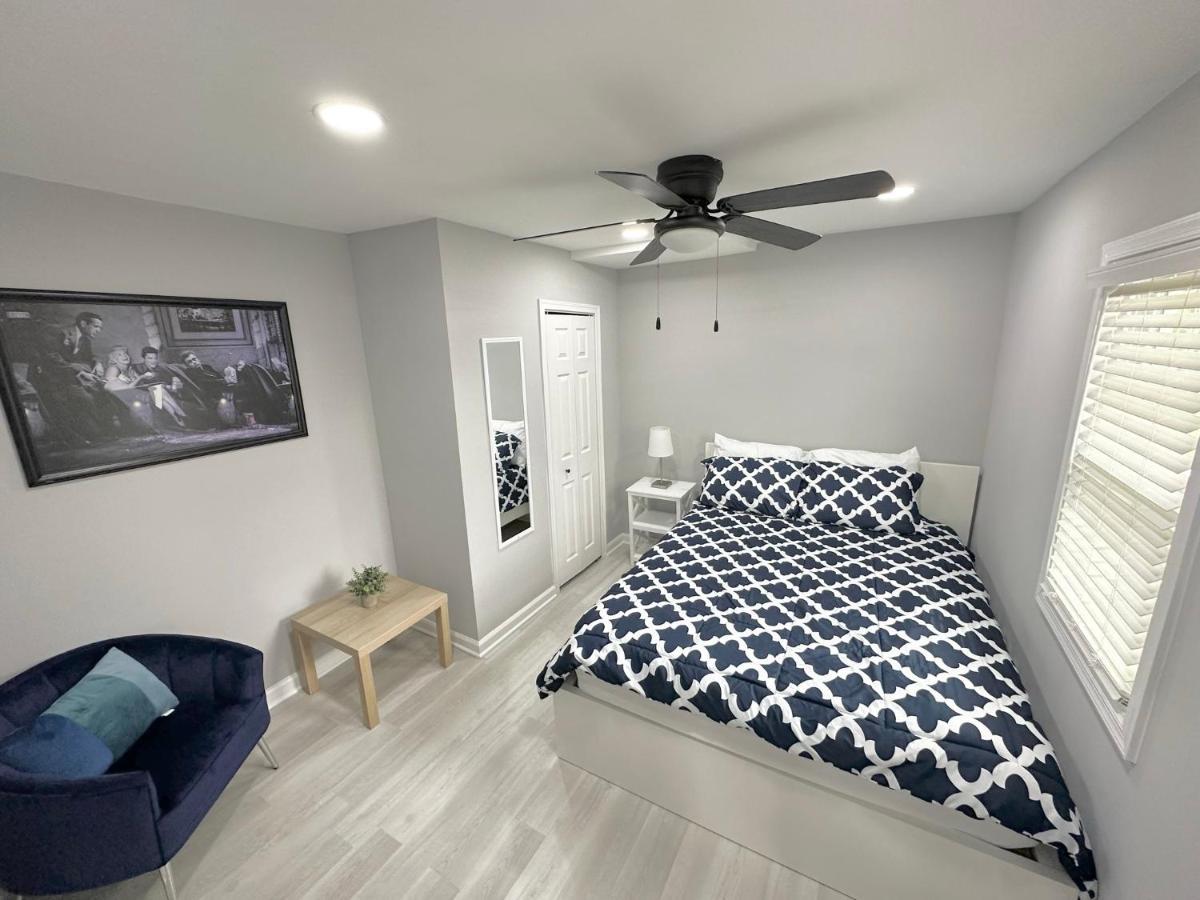 Cottage In Heart Of Colonial Beach, 7 Mins Walk To The Beach 外观 照片